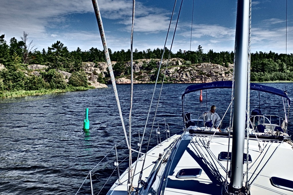 Boat maneuvering test. Green buoy to the right- red buoy to the left with very-very shallow water to the right. Don’t mess up! It’s a self-enforcing penalty!!