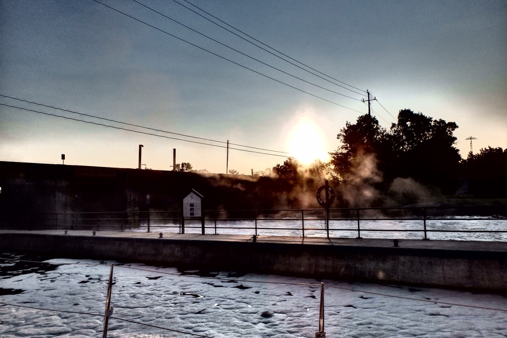 Sunrise at the Port Severn lock (#45).